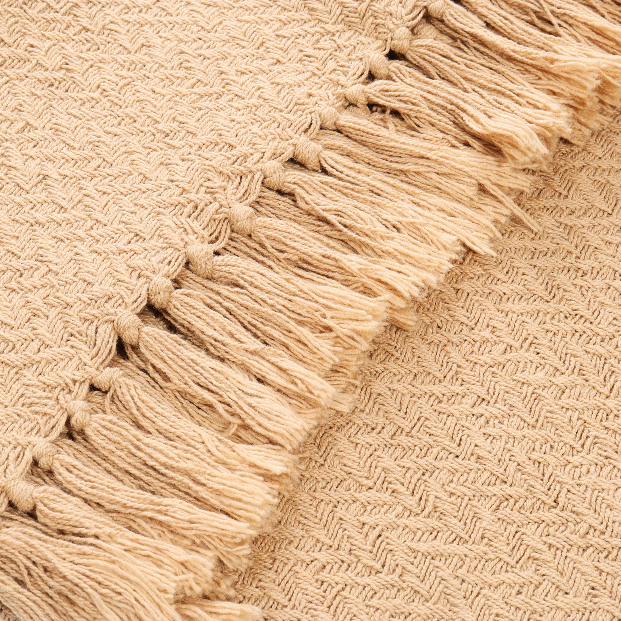 Nestora Knitted