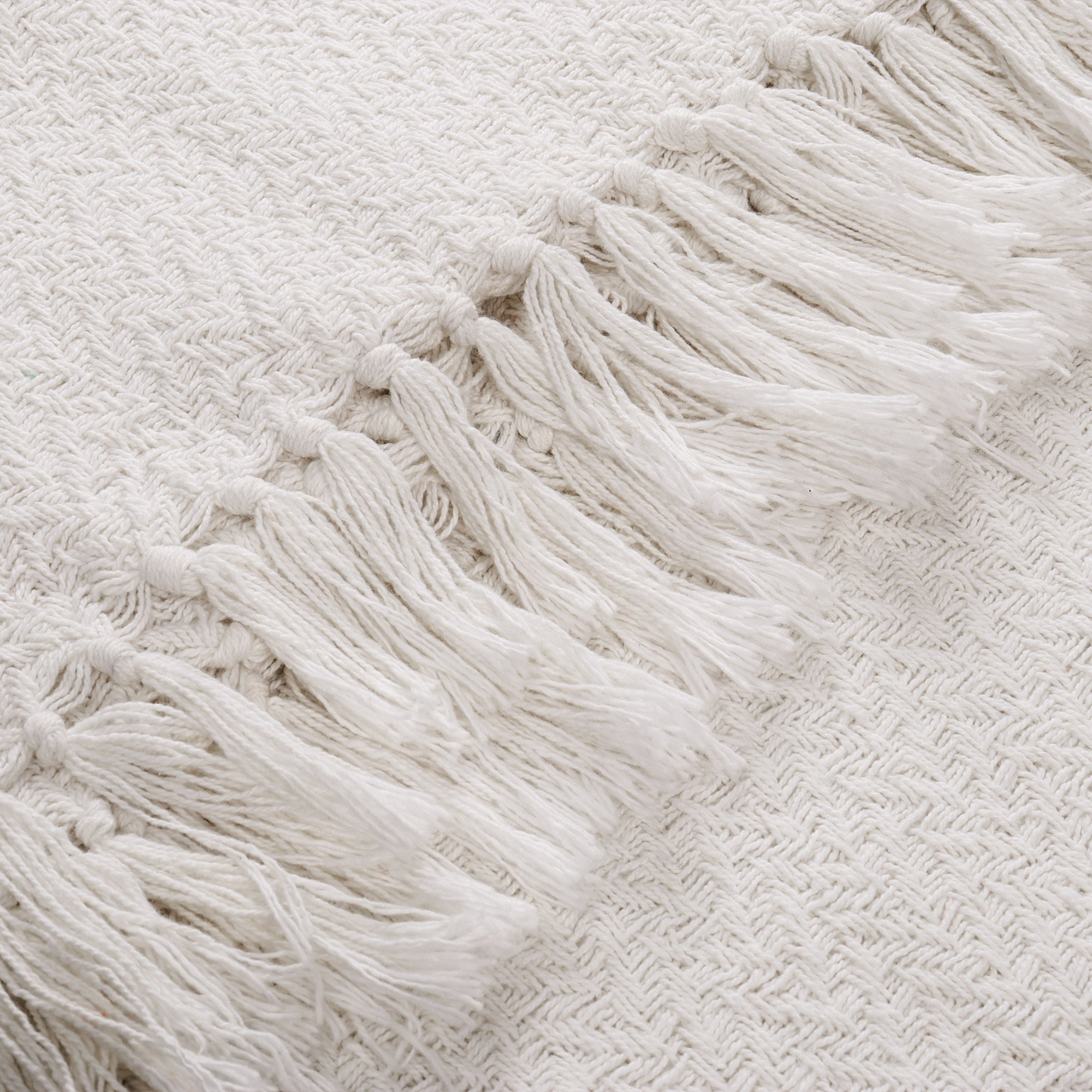 Nestora Knitted